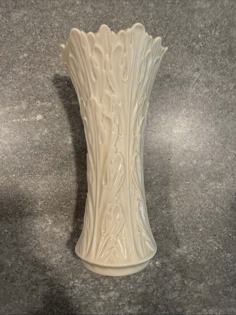 Vintage Lenox Woodland Collection Vase in Cream